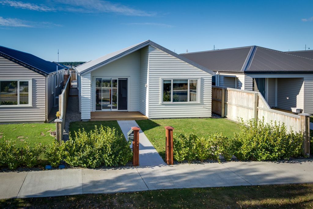 6 Pounamu Place, Pegasus, Waimakariri District