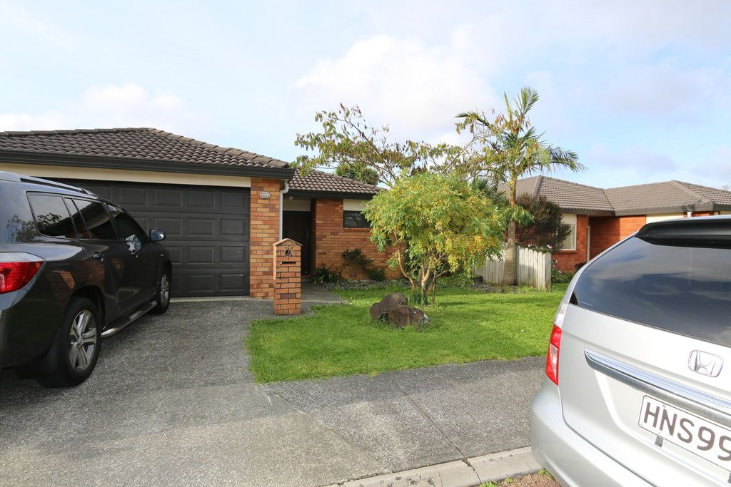 35 Basra Drive, Henderson, Waitakere City
