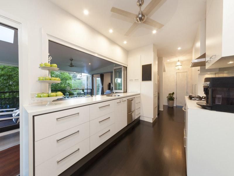 25 Stoneleigh Street, Red Hill, QLD 4059