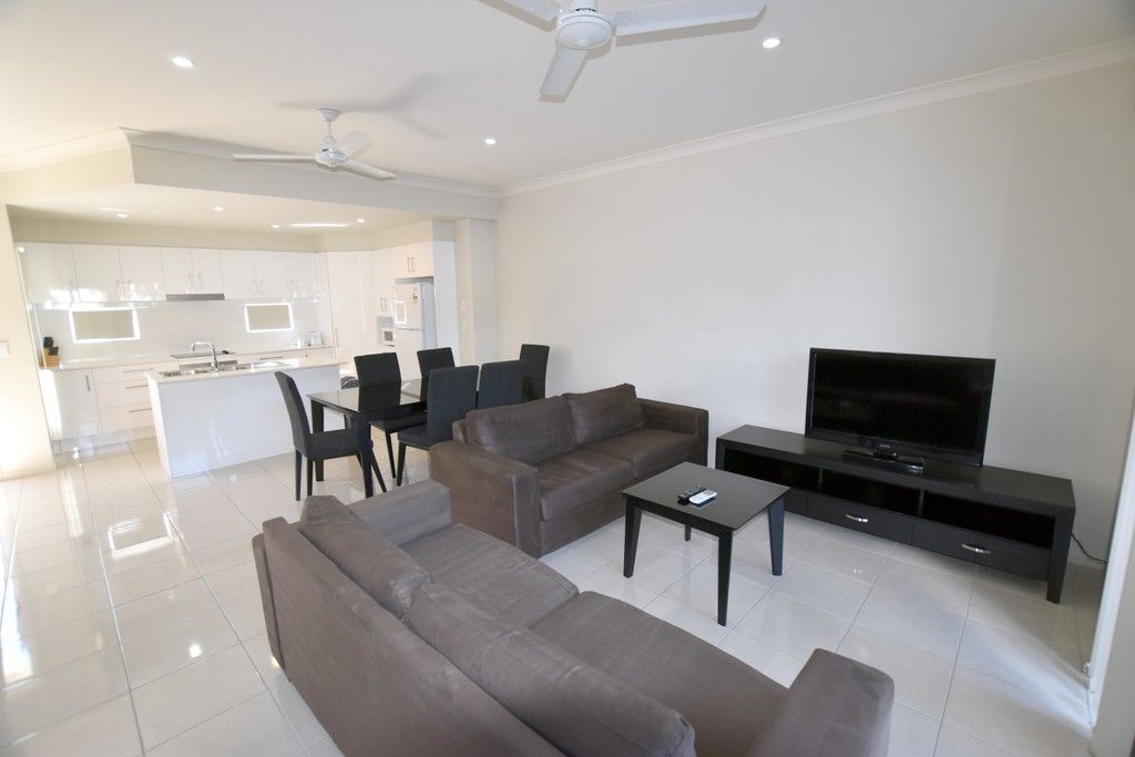 2/58 Wood Street, Barney Point, QLD 4680