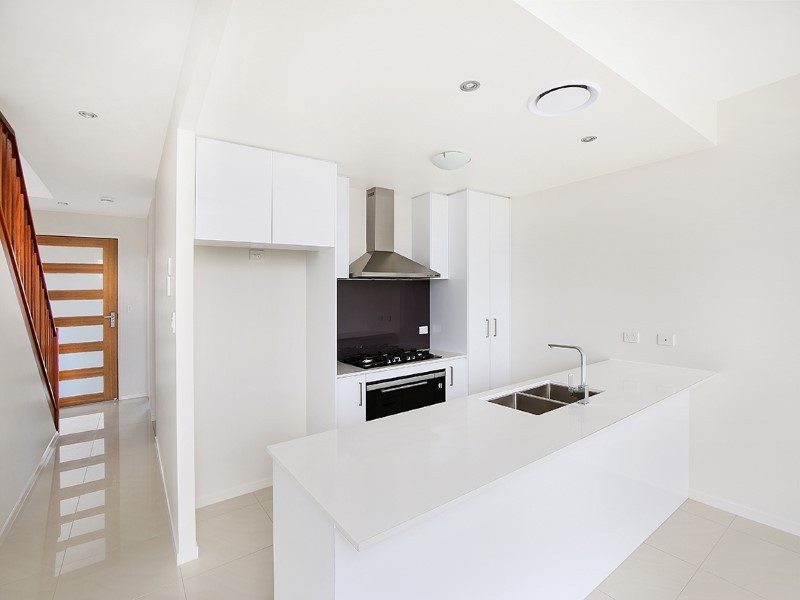 2/4 Severn Place, Pelican Waters, QLD 4551