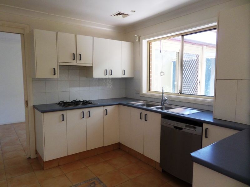 61 Lindeman Crescent, Hinchinbrook, NSW 2168