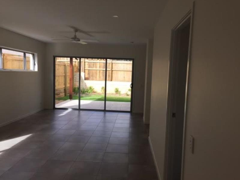 74A Sanctuary Parkway, Waterford, QLD 4133