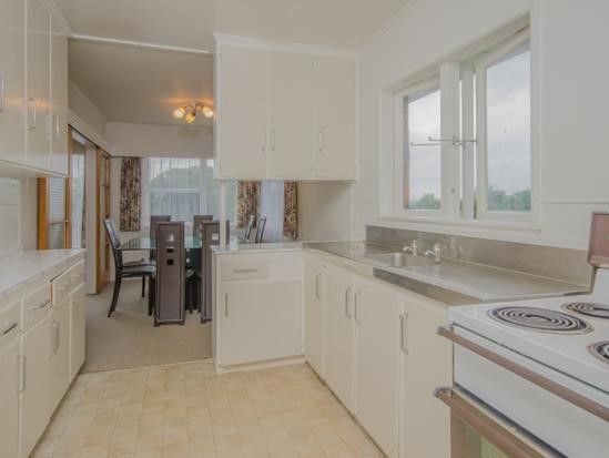 27 Greenhill Crescent, Pakuranga, Manukau City