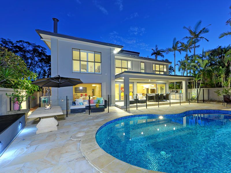 7 Kavieng Crescent, Runaway Bay QLD 4216