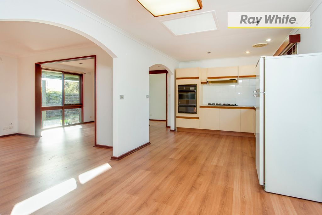 317 Eastbourne Road, Rosebud, VIC 3939