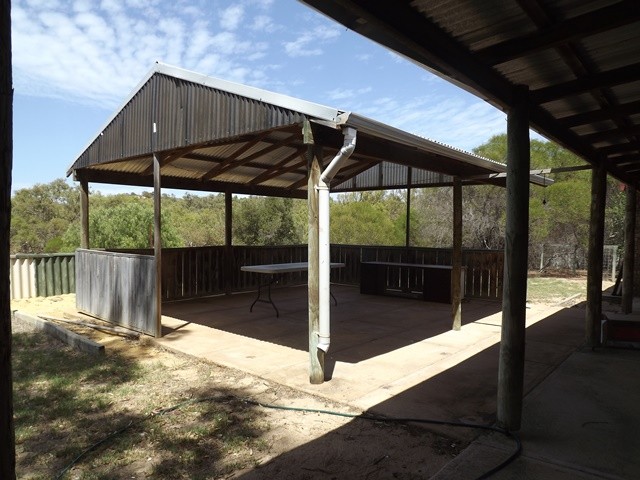30269 Brand Highway, DONGARA, WA 6525