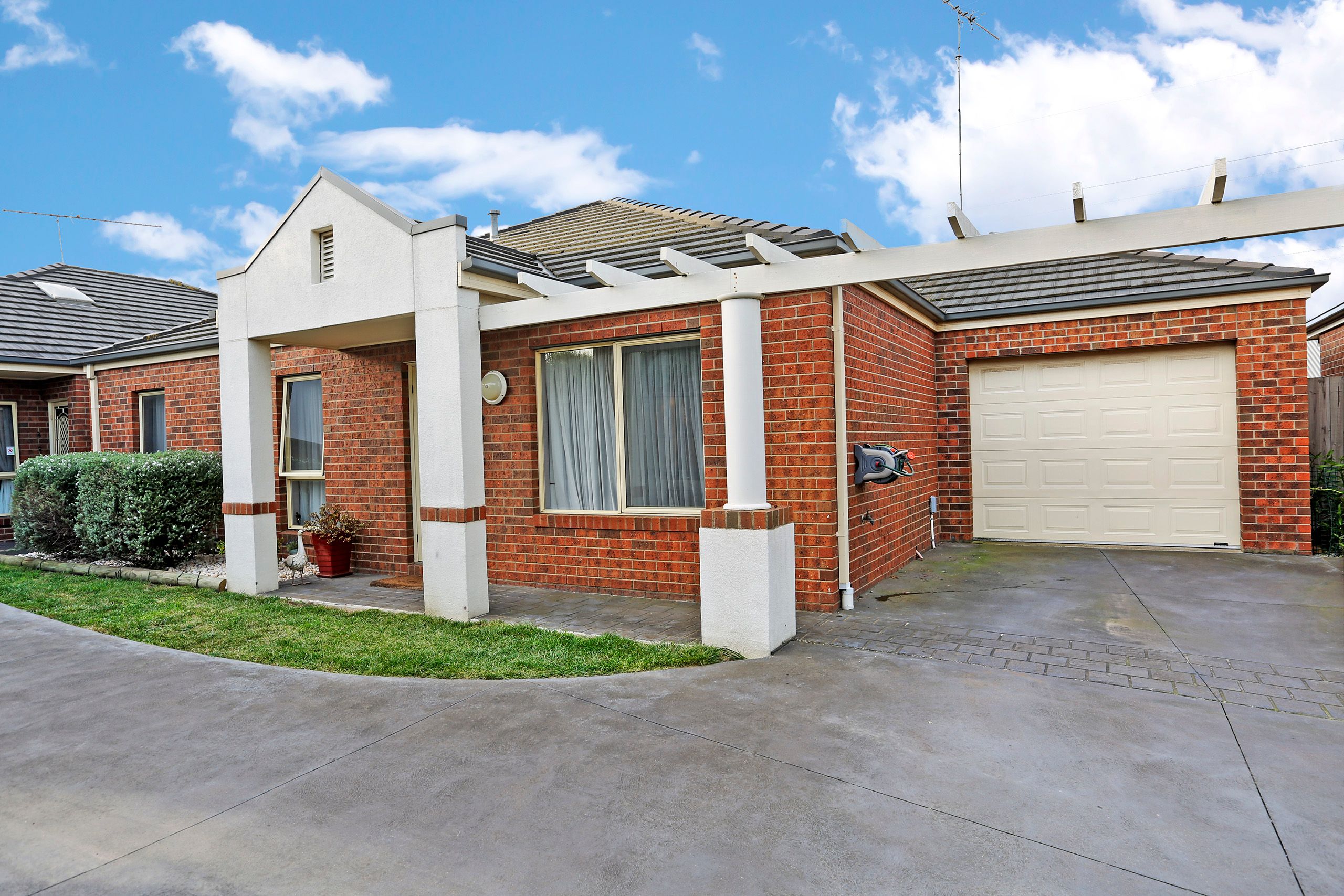 11 Cedarville Close, Highton VIC 3216