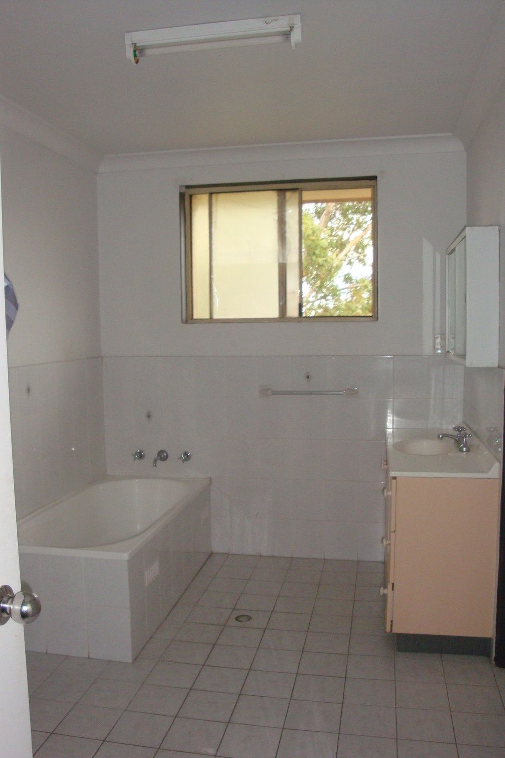 11 Hollydene Crescent, Edensor Park, NSW 2176
