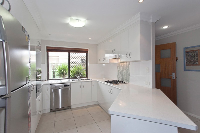 2/67 Kearney Street, Kearneys Spring, QLD 4350