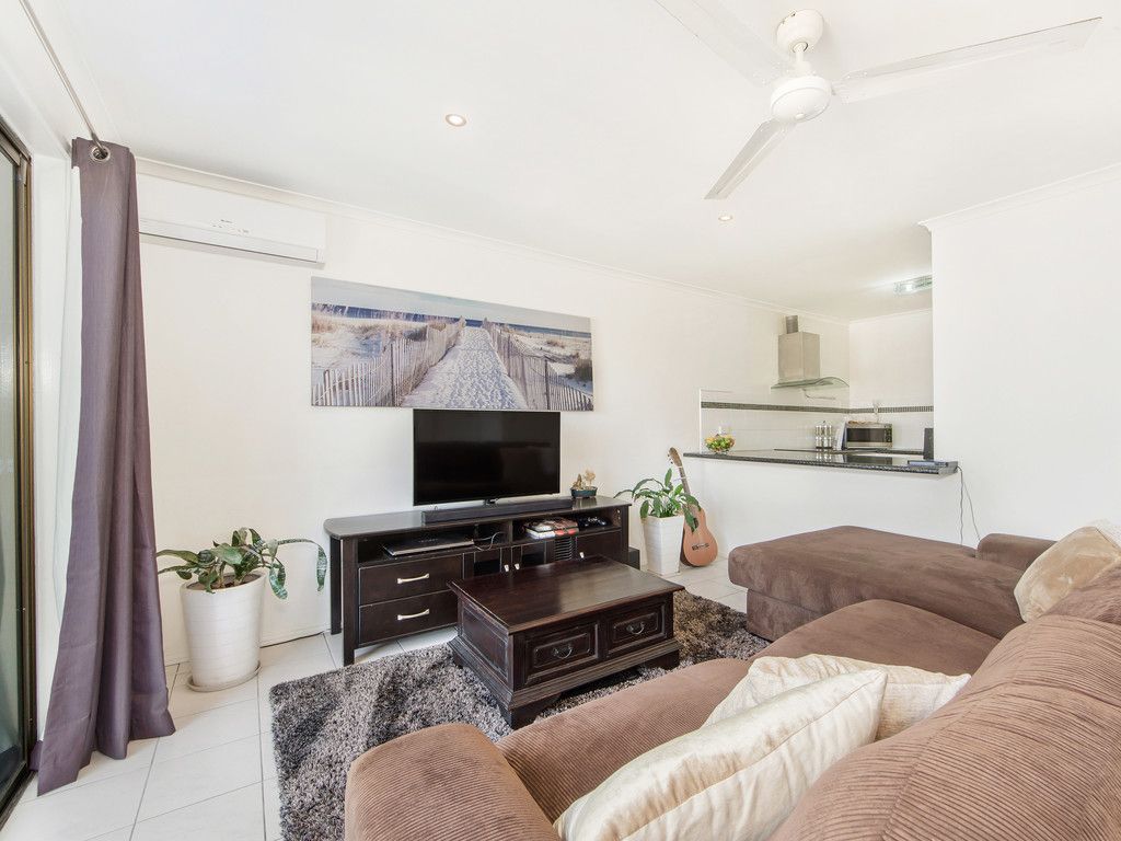 11/27 Whiting Street, Labrador, QLD 4215