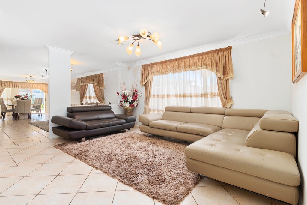 48 Athlone Street, Cecil Hills, NSW 2171