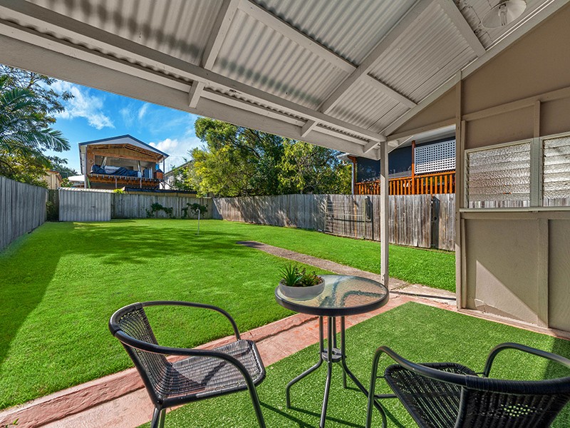 44 Belgrave Street, Balmoral, QLD 4171