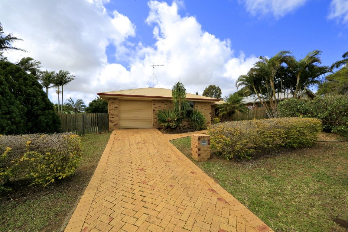 3 Hickman Court, KALKIE QLD 4670
