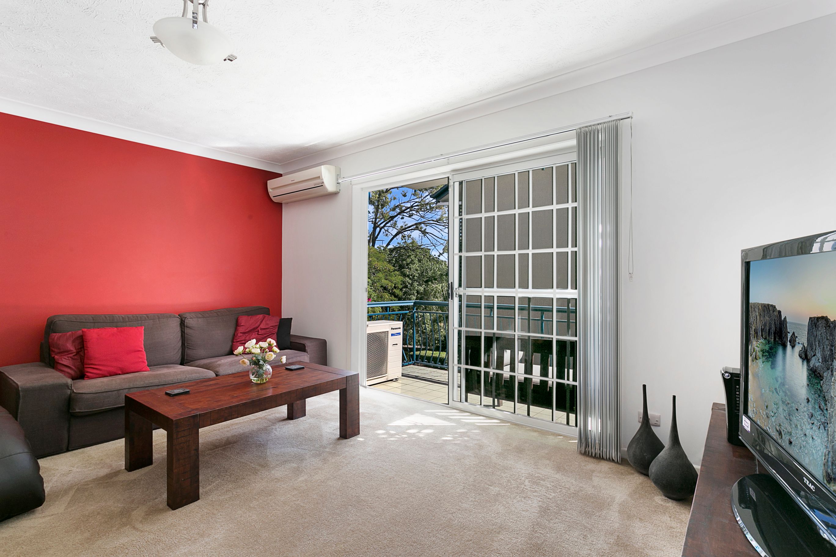 4 Moore Street, Taringa QLD 4068