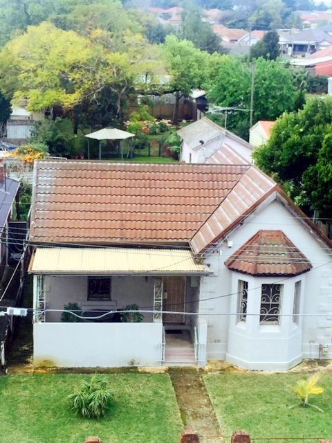 4 Broughton Street