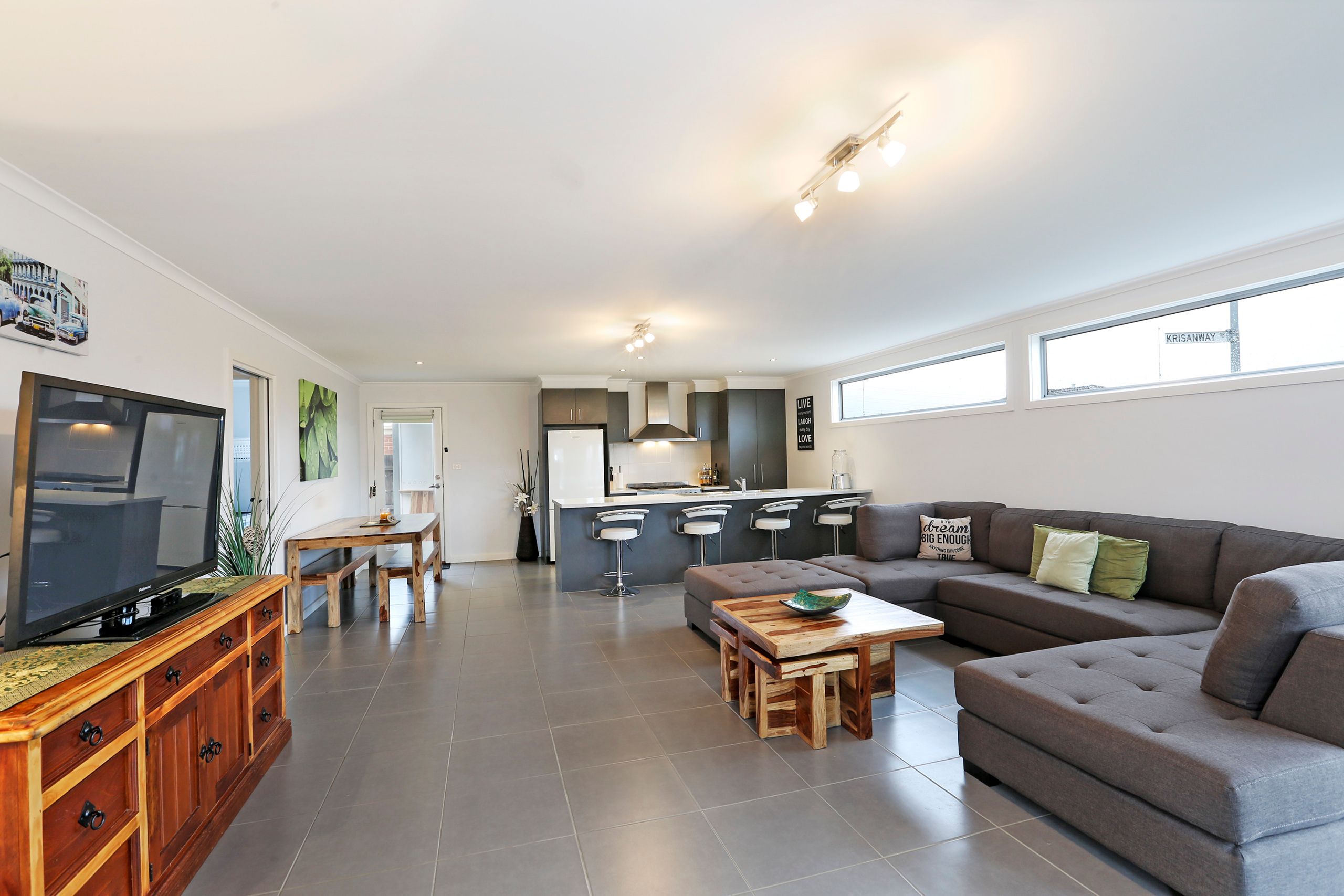 27 Krisanway Drive, Marshall, VIC 3216