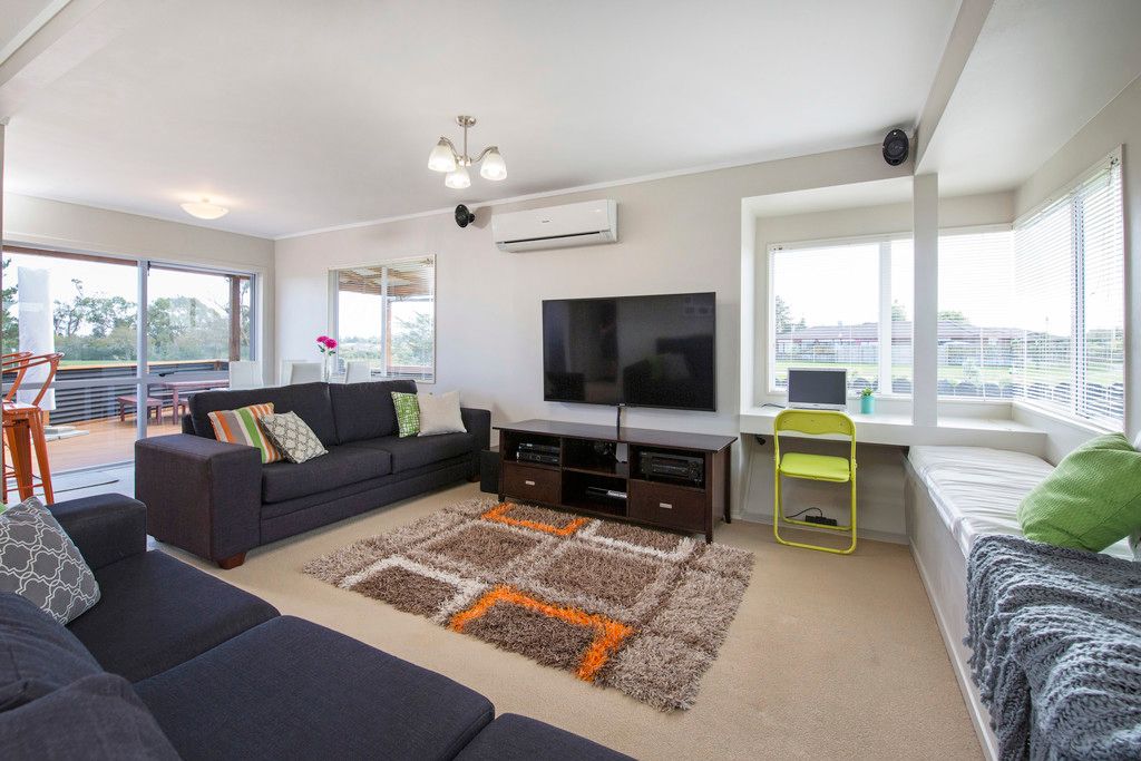 66c Frank Nobilo Drive, Golflands, Manukau City