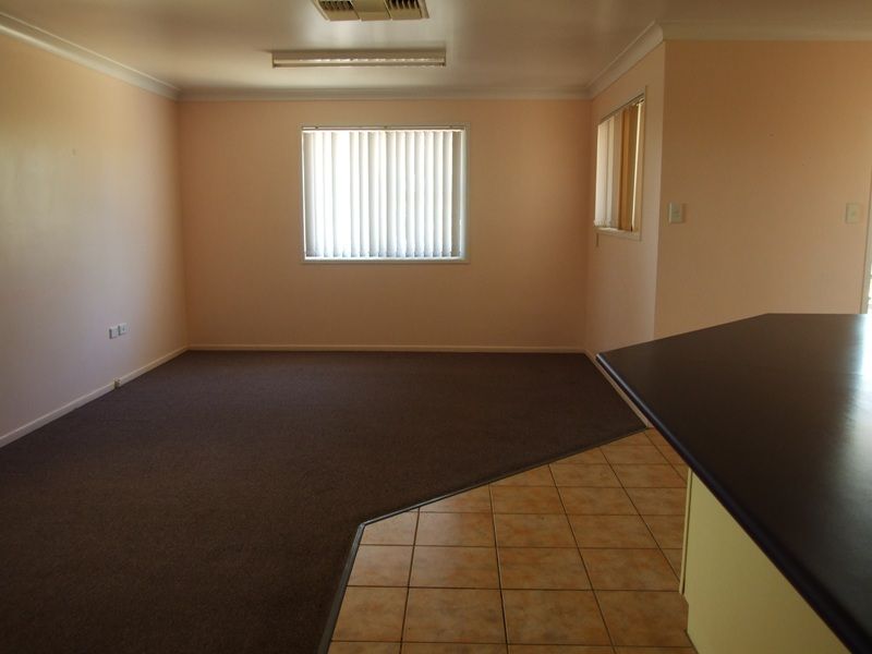 11 Pelican Street, Longreach, QLD 4730