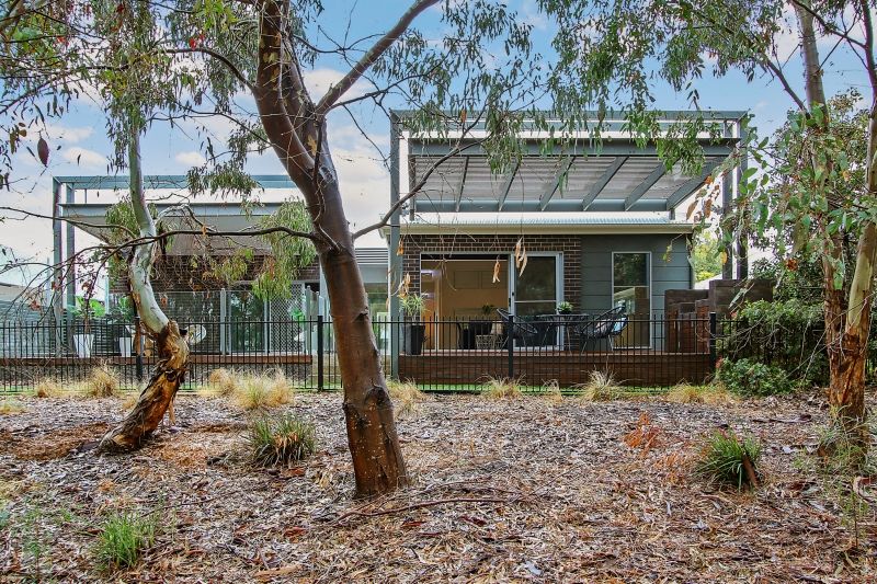 8 Robinson Way, Yarrawonga VIC 3730