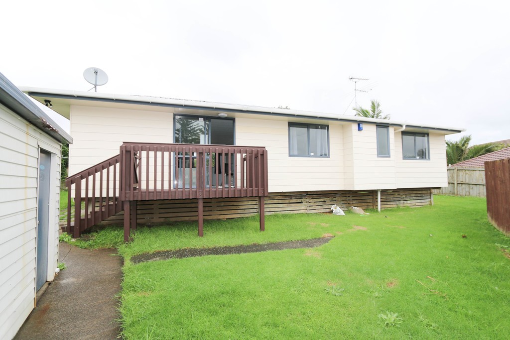 2A Martin Place, Panmure, Auckland City