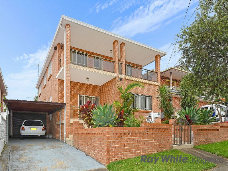 112 Woolcott Street