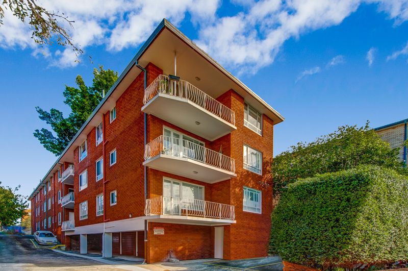 27 Wharf Road, Gladesville NSW 2111