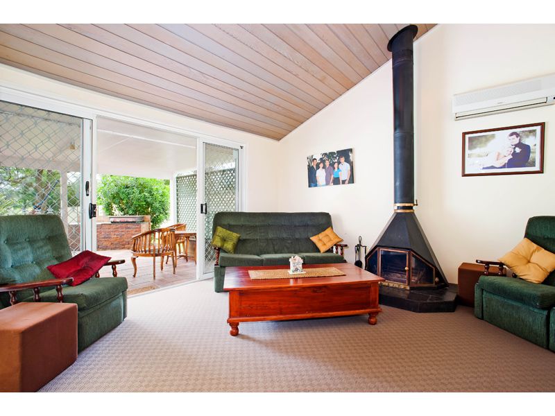 54 Bannockburn Road, Windaroo, QLD 4207