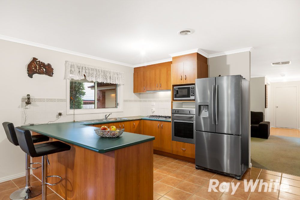 6 Bluestone Court, South Morang, VIC 3752