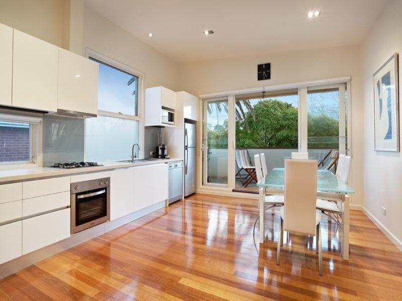1/14 St Huberts, Carnegie, VIC 3163