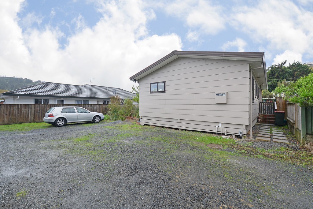 4/1 Montgomery Street, Stokes Valley, Lower Hutt City