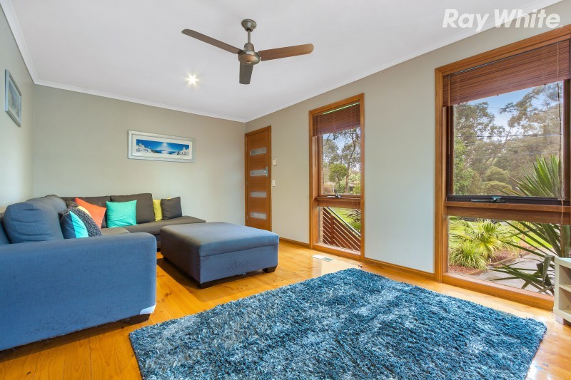 19 Renown Street, Ferntree Gully, VIC 3156