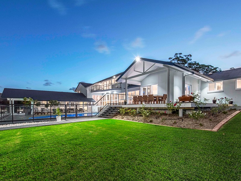 23 Neville Road, Bridgeman Downs, QLD 4035