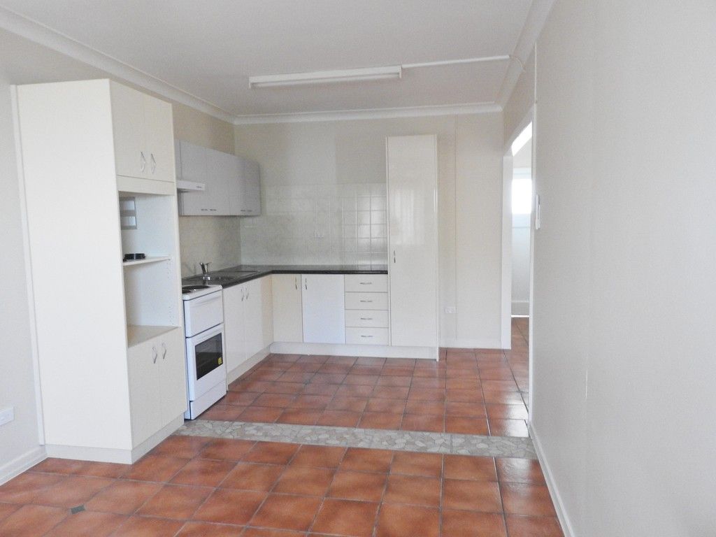 2/11 Burton Street, Mysterton, QLD 4812
