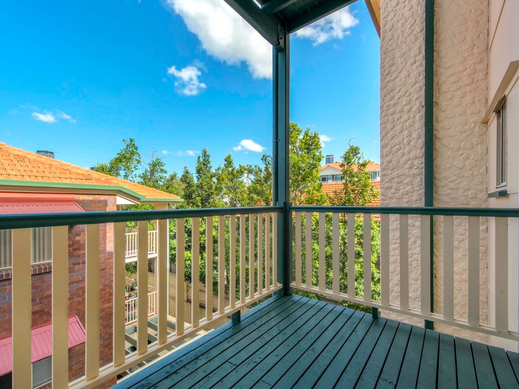 263 GREGORY Terrace, Spring Hill QLD 4000