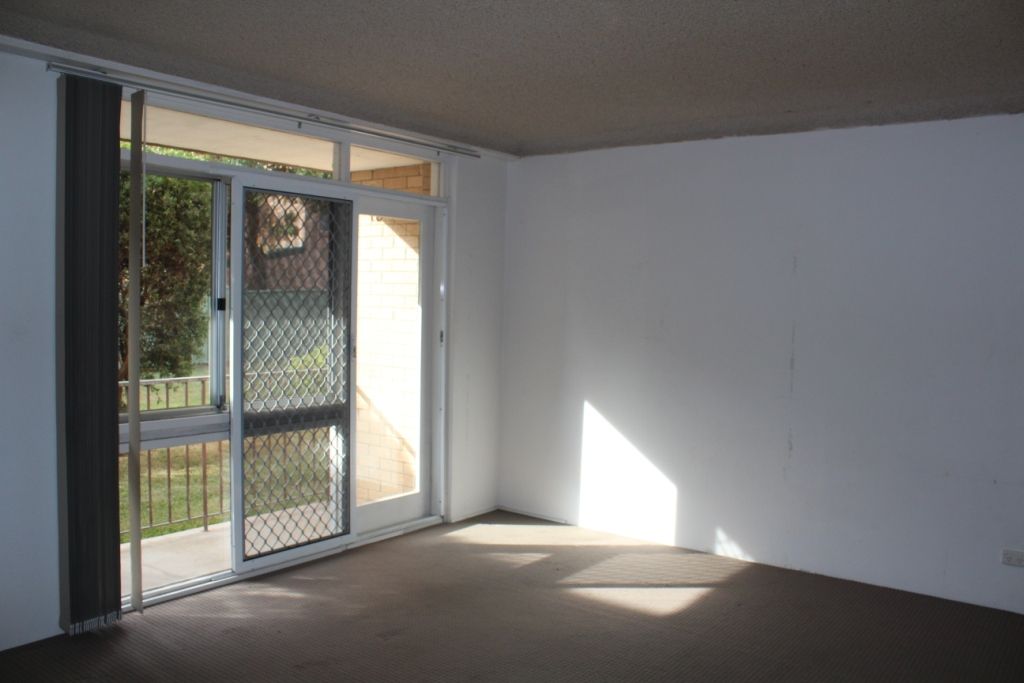 1/4-6 Dent Street, Jamisontown, NSW 2750
