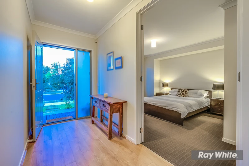 8 BEAGLE Street, Tarneit, VIC 3029