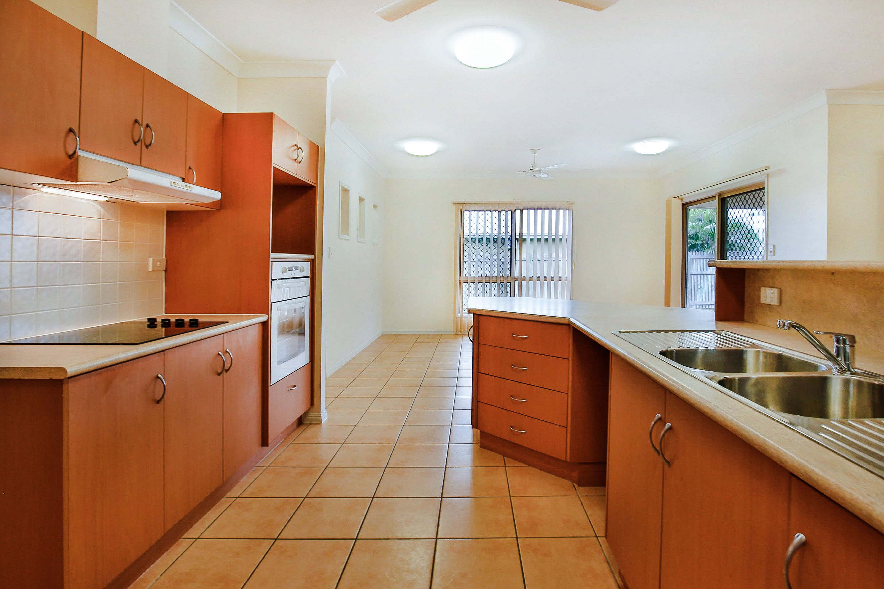 13 Cobold Court, Kirwan, QLD 4817