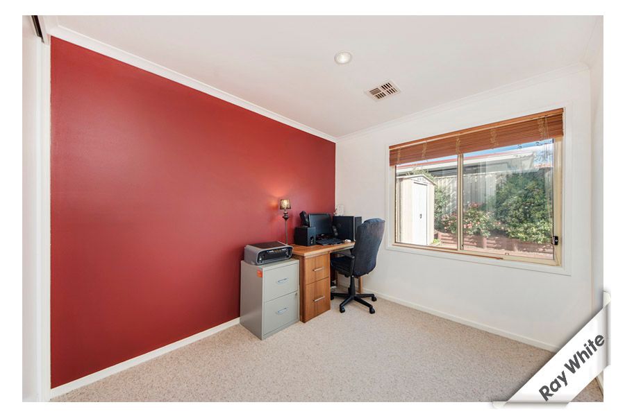 17/27 Elm Way, Jerrabomberra, NSW 2619