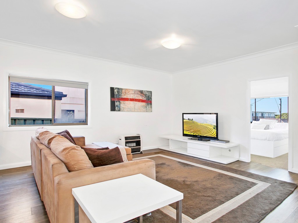 42 Walker Street, Helensburgh, NSW 2508
