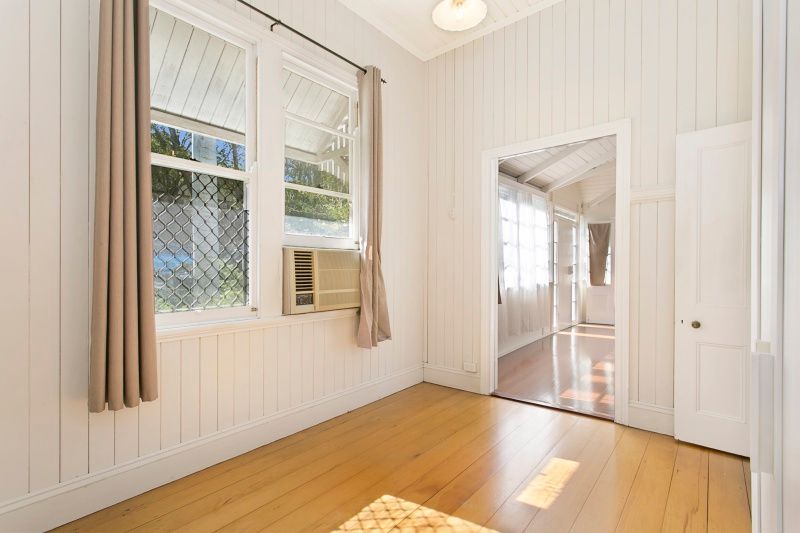 4 Priory Street, Indooroopilly, QLD 4068
