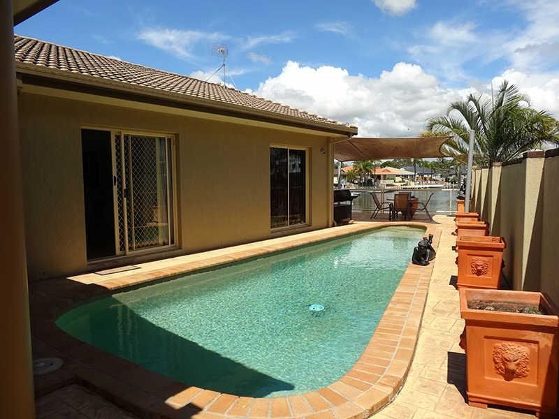 6 Nirvana Court, Runaway Bay, QLD 4216