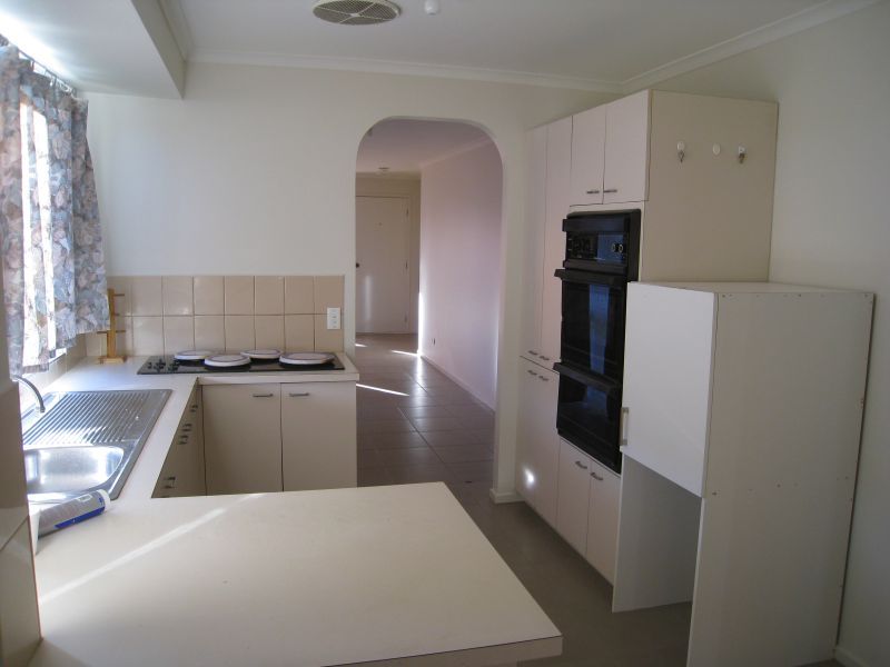 57 Pindari Avenue, Mill Park, VIC 3082
