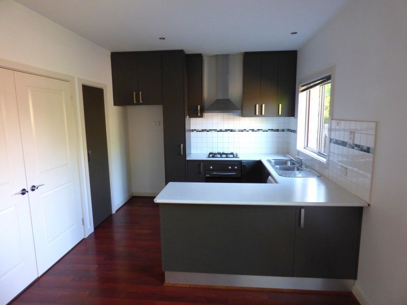 2/111 Gowrie Street, Glenroy, VIC 3046