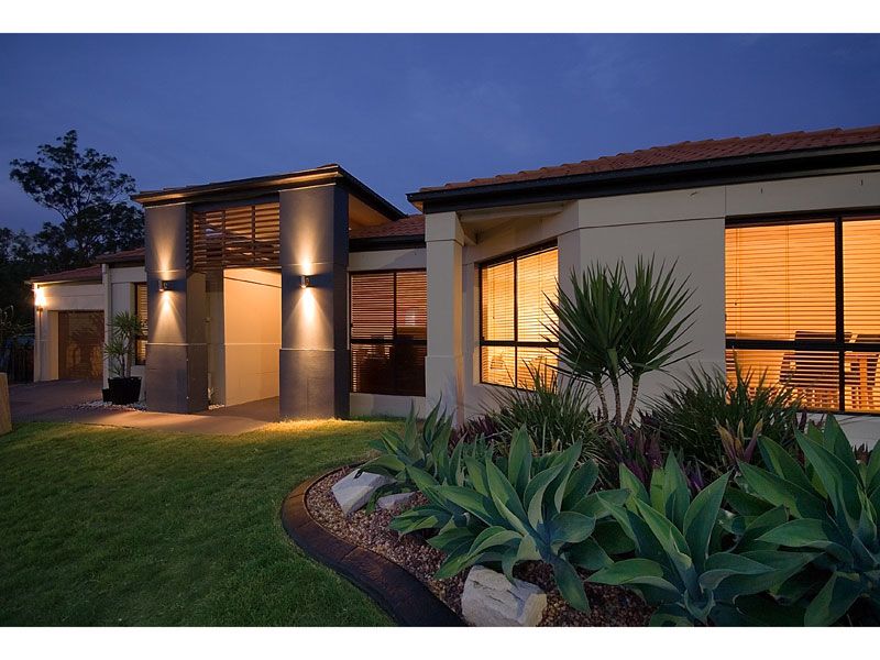 13 Daintree Place, Riverhills QLD 4074