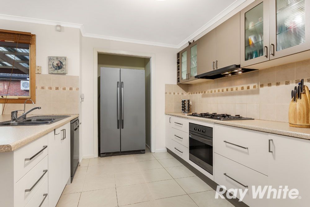 41 Bowman Drive, Mill Park, VIC 3082