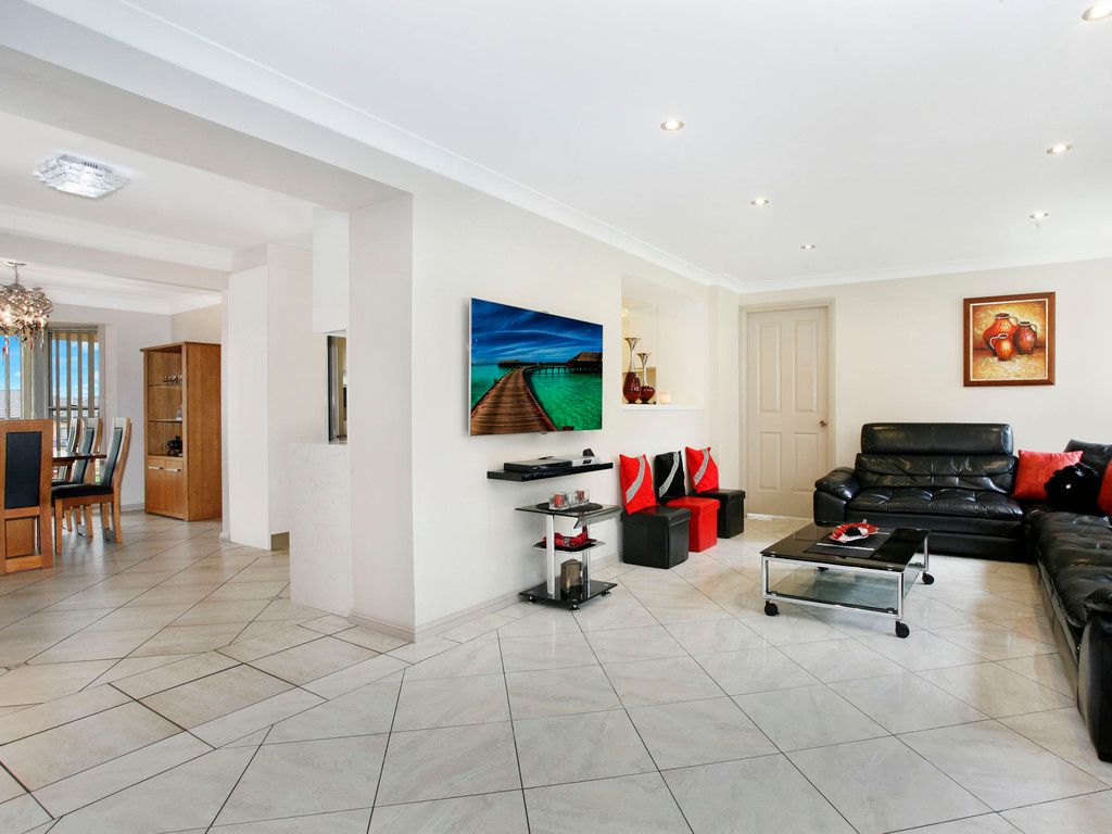3 Mimosa Road, Bossley Park, NSW 2176
