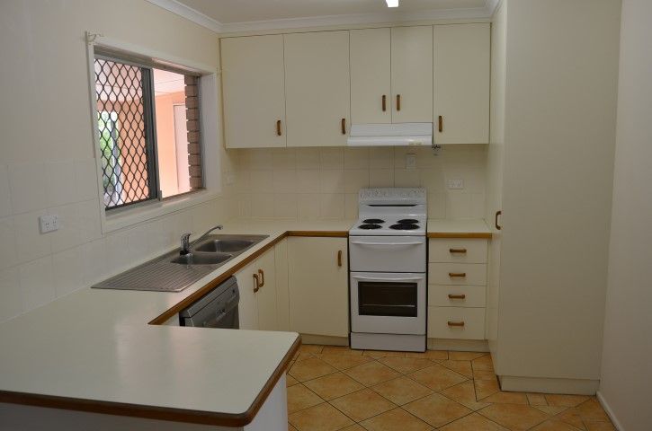 25 Anderson Street, Clinton, QLD 4680