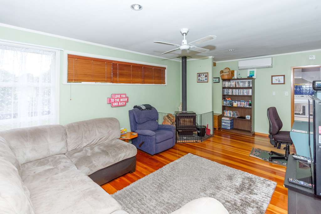 3 Yvonne Street photo 2