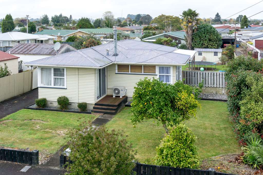 3 Yvonne Street photo 0